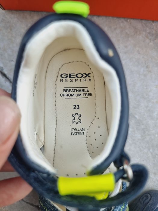 Детски сандали Geox