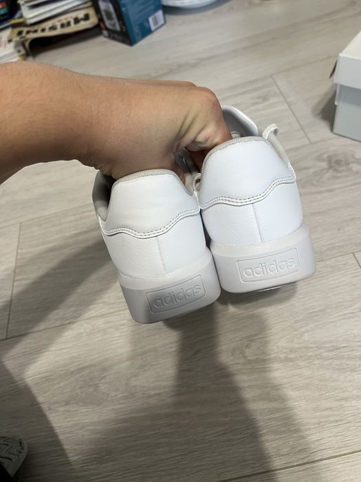 Adidasi 41 impecabili