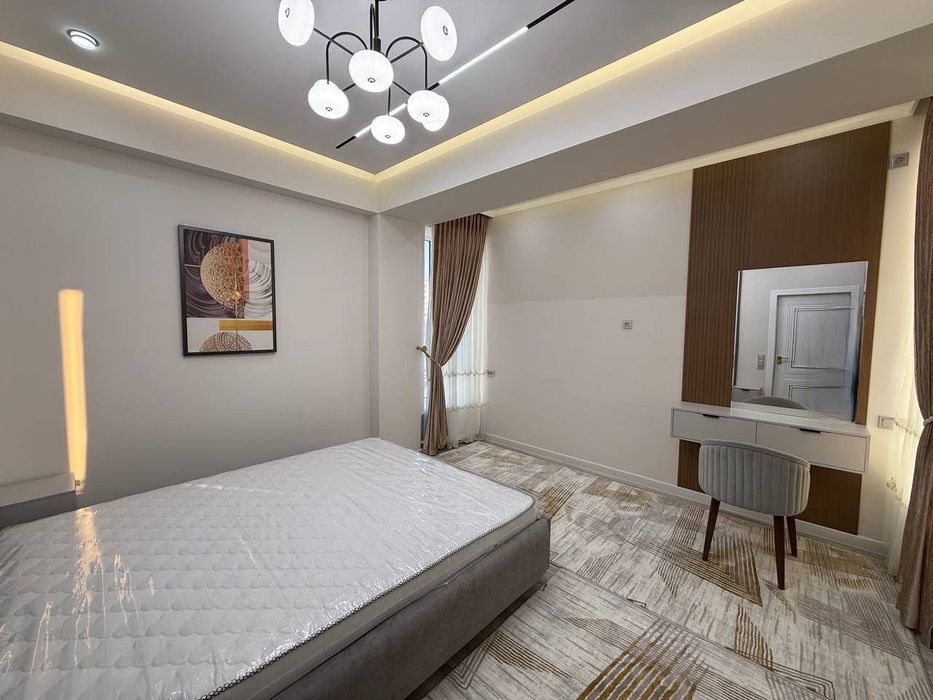 Продается 4 комнатная квартира