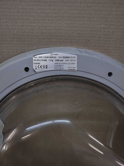 hublou,usa masina de spalat Indesit BWE 71253,48cm