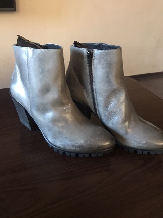 Елегантни боти на италианската марка Vic