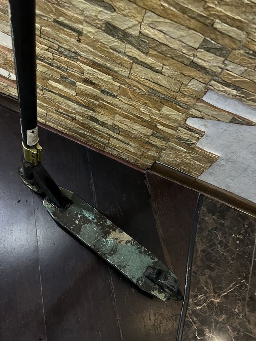 Самокат трюковой продам