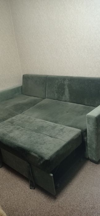 Диван  б/у в хорошем состоянии