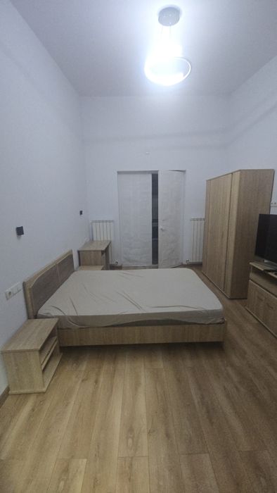 Apartament 4 cam