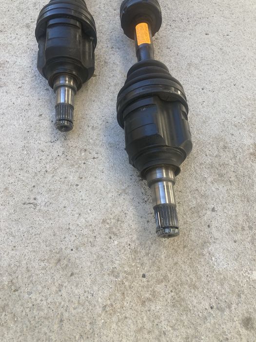 Полуоска/полуоски за тойота 1.4vvti /toyota 1.6vvti 02-06г