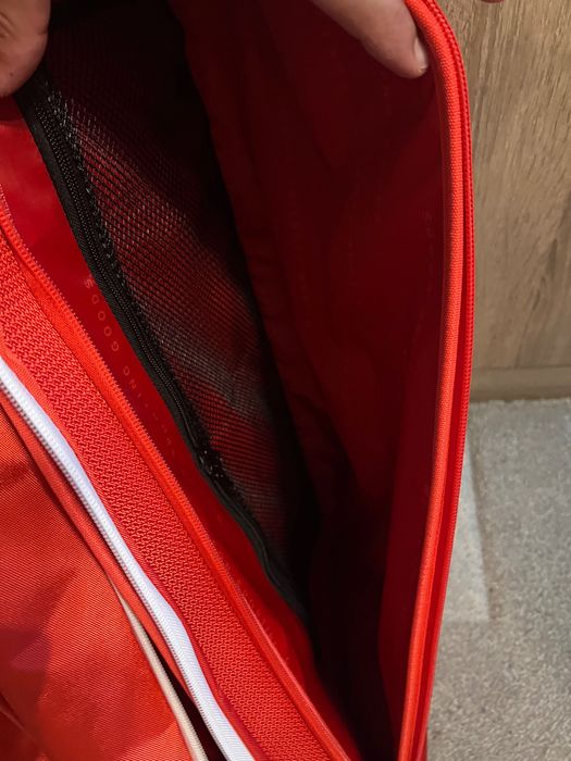Чисто нов Wilson Super Tour 9R Bag