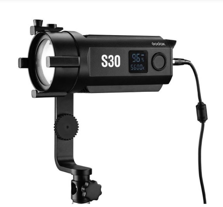 Осветитель Godox S30