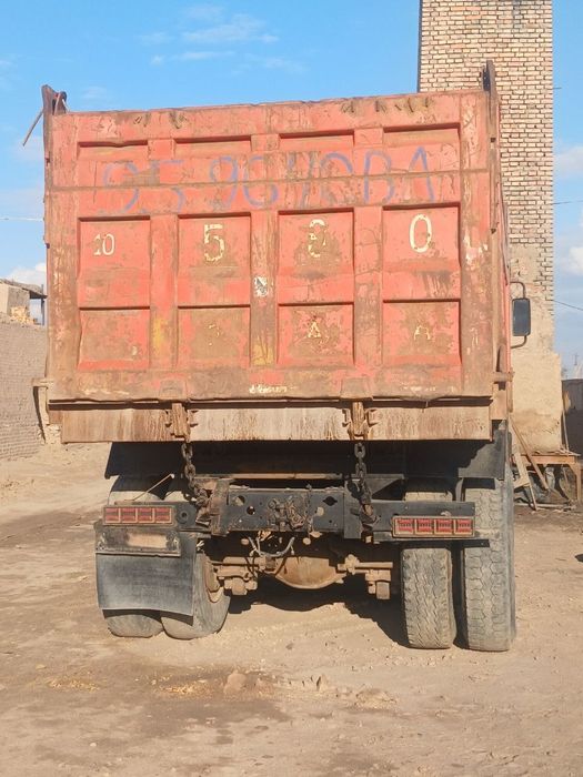 Продаётся самосвал донг-фенг, год выпуска 2010.