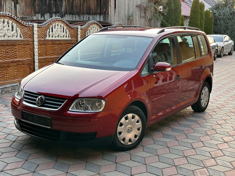 Vw Touran 7 locuri an 2006
