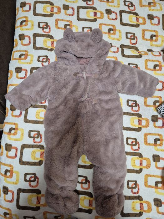 Combinezon bebe 6-9 luni