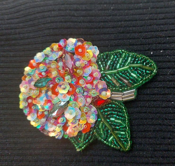 Брошь ручной работы