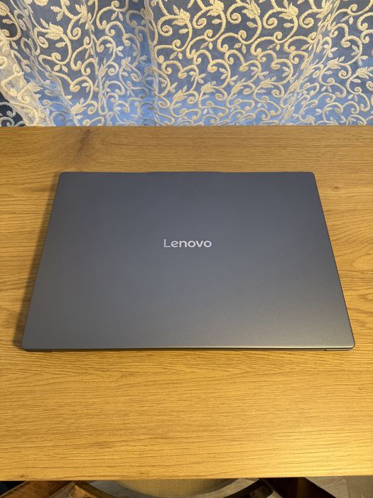 Lenovo IdeaPad Slim 5 16IRH10, i5-13420H, 24GB RAM, 512GB SSD