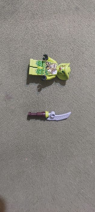 Lego мини фигурка