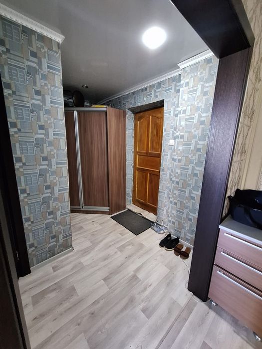 Продаётся 1 комн в 6мкрне за 15млн