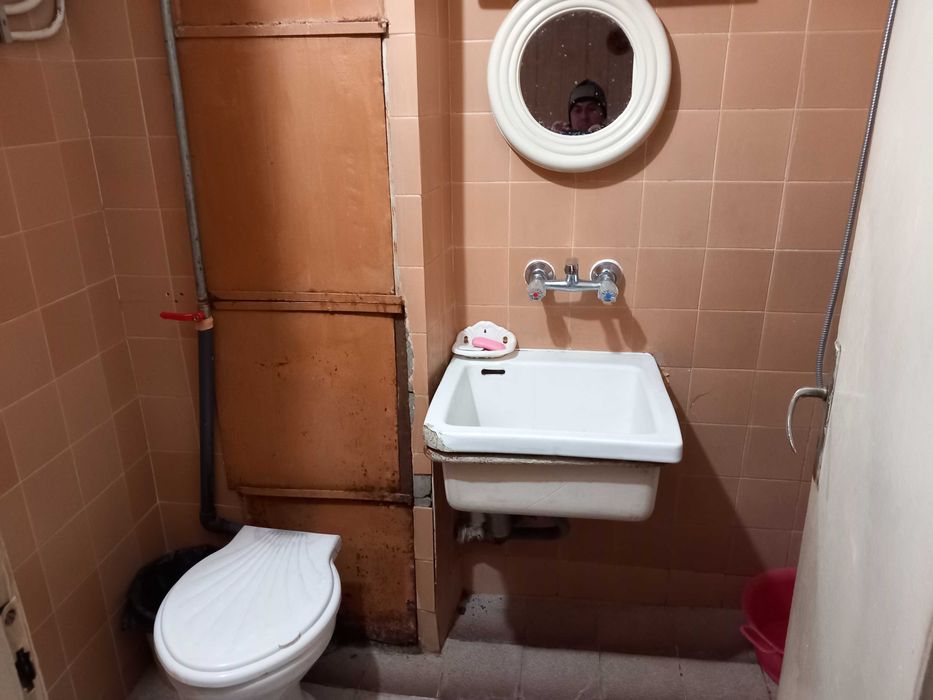 Продава се Двустаен апартамент в Шумен, Басейна - 66 кв.м за 1159 €/кв.м - Снимка #4