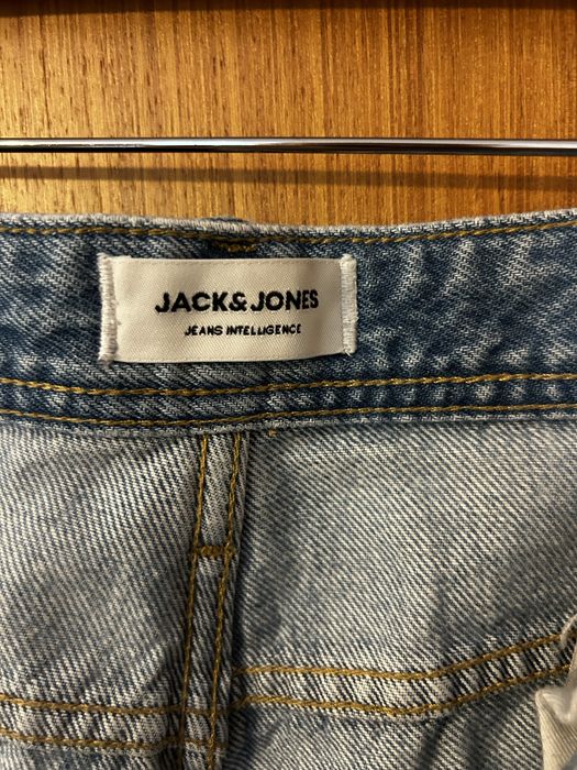 Сини Дънки, Jack and Jones