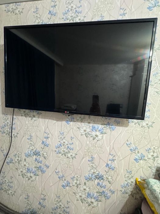Срочно продаю Телевизор LG
