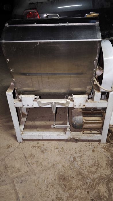 Промышленный тестомес(тестомешалка)
