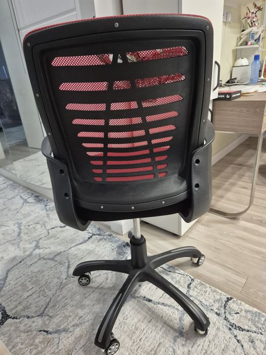Кресло офисное продам
