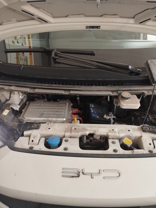 Электромобиль ларни инвертор ва барча блок управления ларни таъмирлаш.