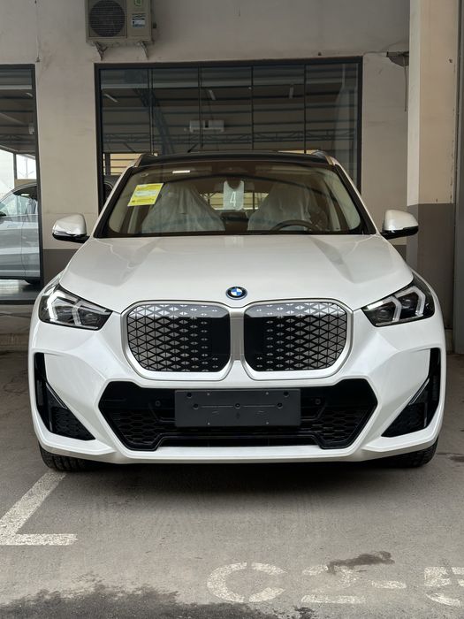 BMW ix 1 eDrive 25 под заказ от Terra Auto