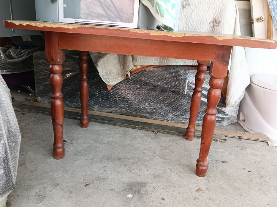 Продам стол, кухонный.