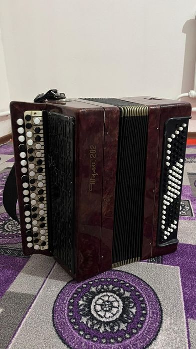 Tula 202 Баян сатылады