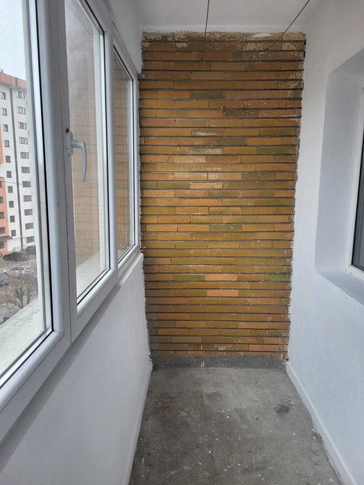 Proprietar, vand garsoniera zona centrala