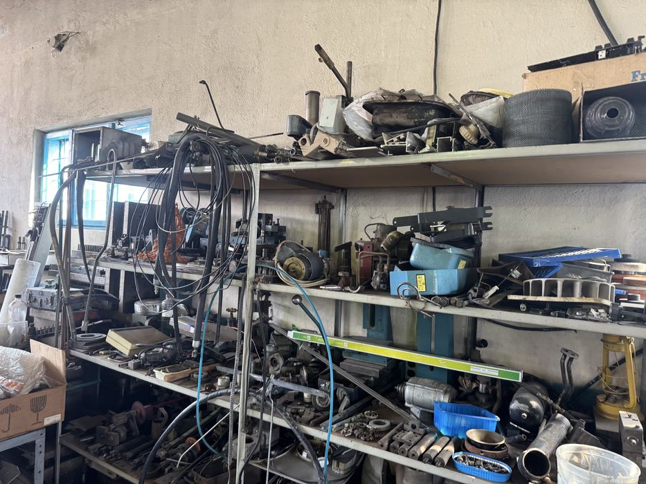 Atelier complet vand sau inchiriez banc presa masini utilaj freza mese