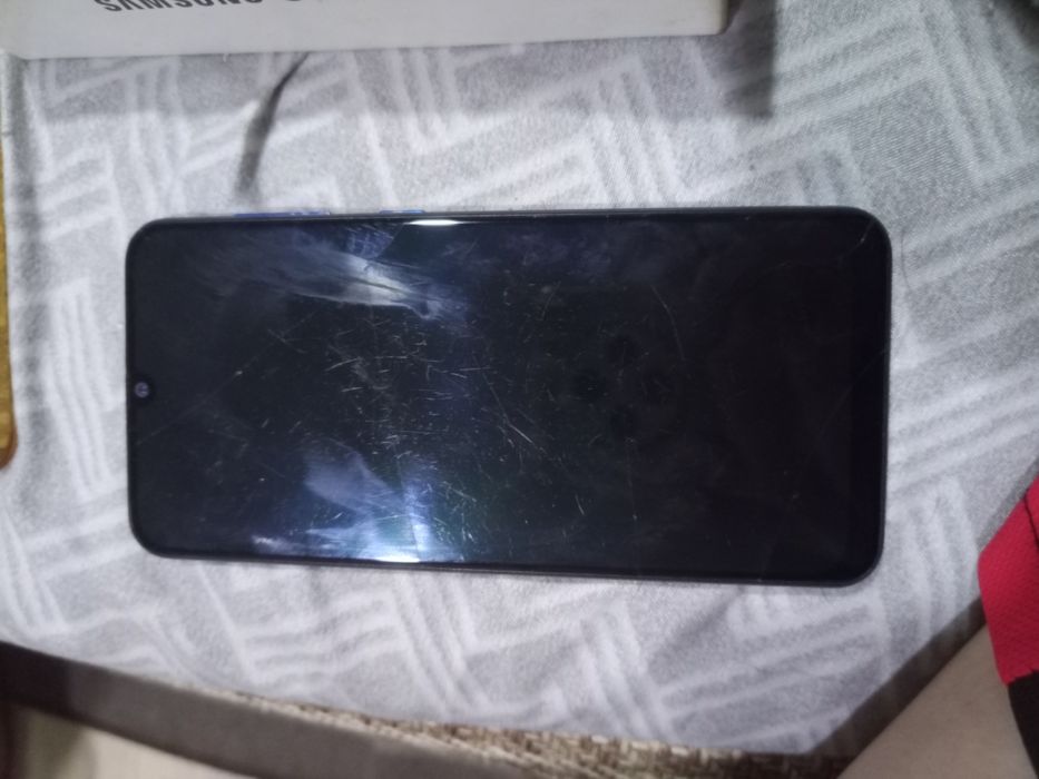 Продам самсунг а50