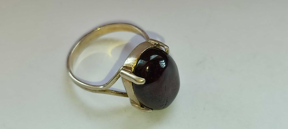 Серебряное кольцо с натуральным камнем ГРАНАТ