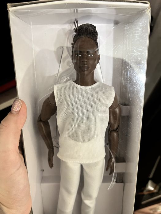 Продам кена барби оригинал