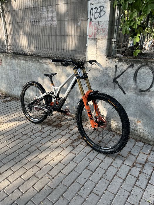 РАМКА С ШОК specialized demo expert