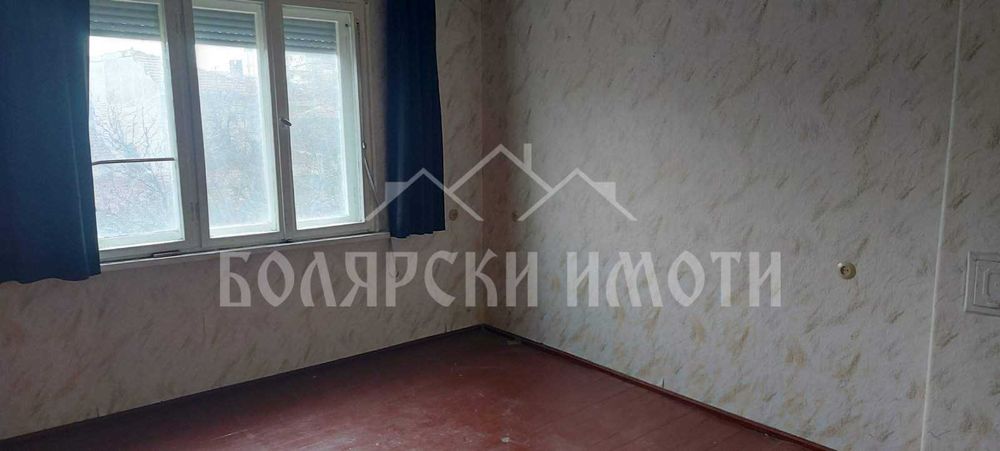 Продава се Етаж от къща в Велико Търново, Център - 172 кв.м за 1041 €/кв.м - Снимка #3