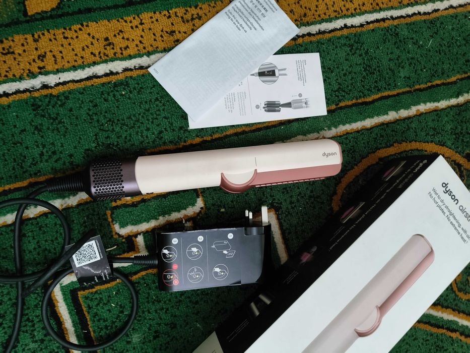Original Dyson Airstrait