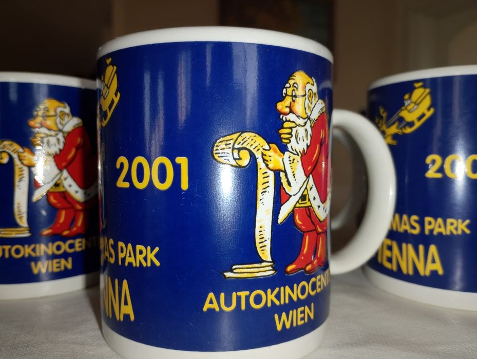 Vând set 6 căni noi, model craciunesc