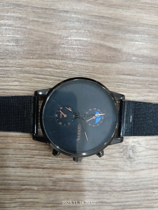 Часы GENEVA    .