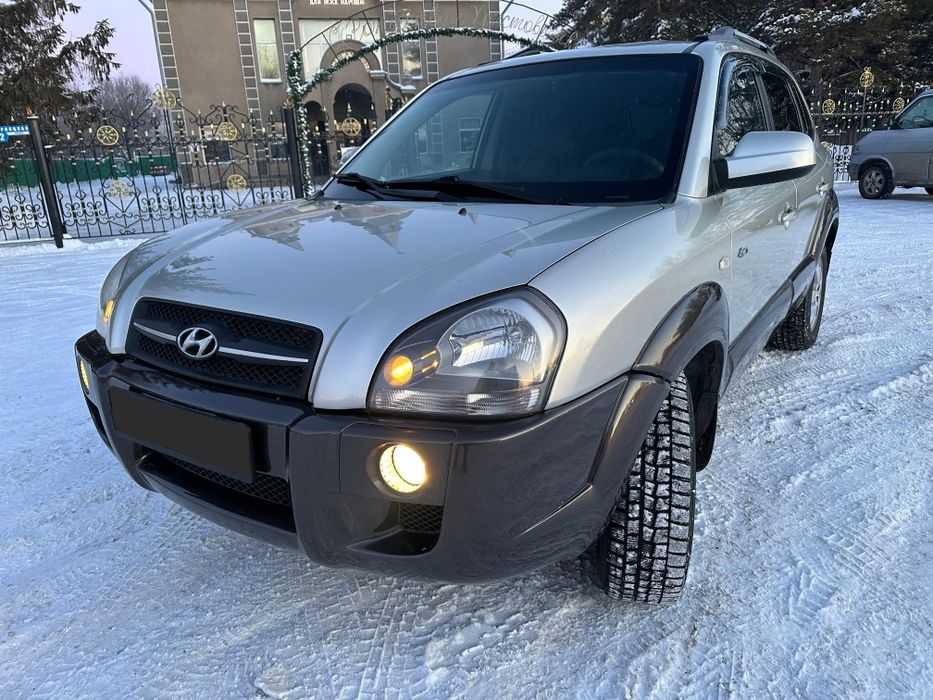 Хундай туксун 2005г 2.7об