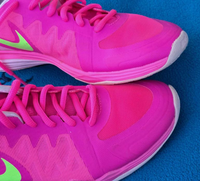 Nike оригинални дамски сникърси 37.5 номер