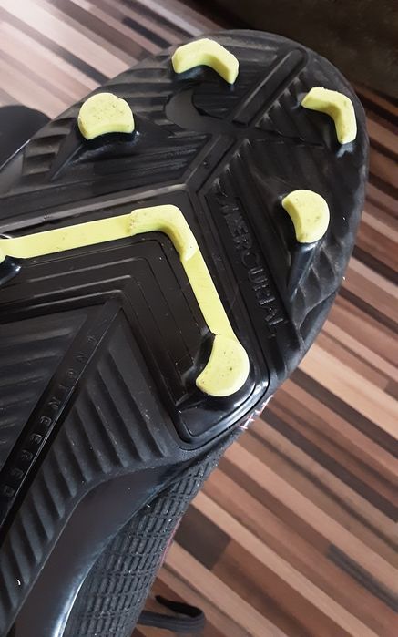 (43) Nike MERCURIAL vapor 14 club  FG