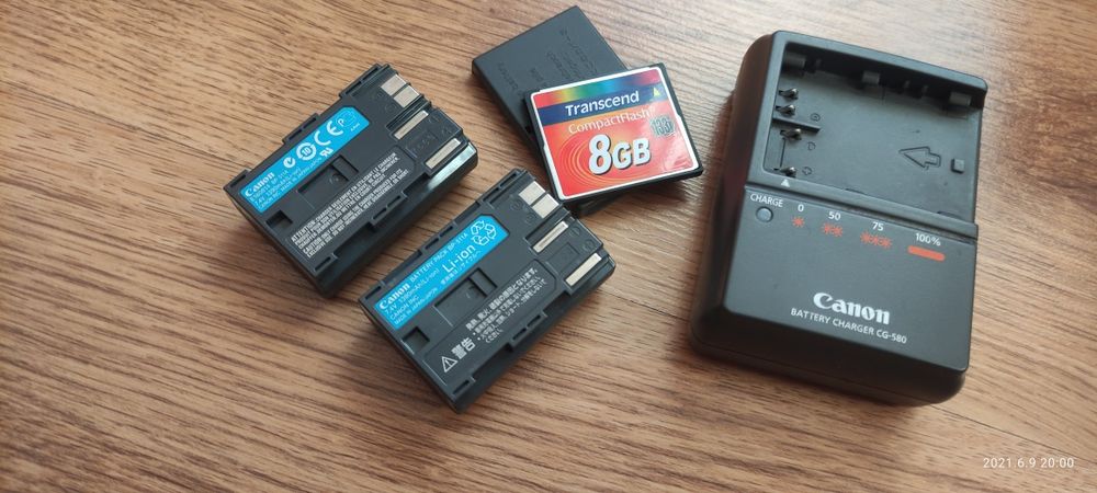 Canon 40d зеркалка полупрофессиональная