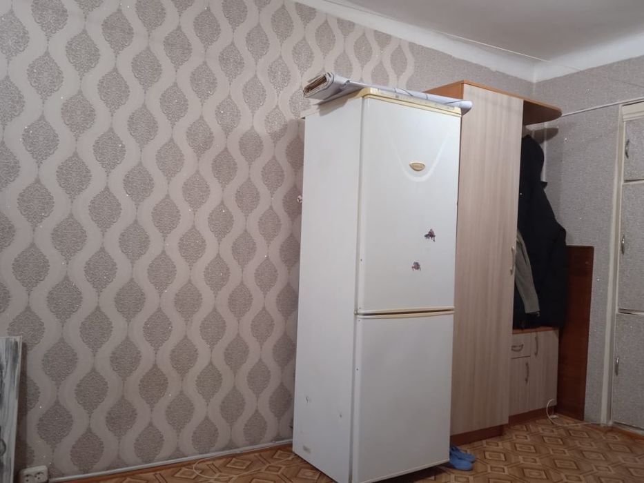 Сдам комнату в общежитие центр.