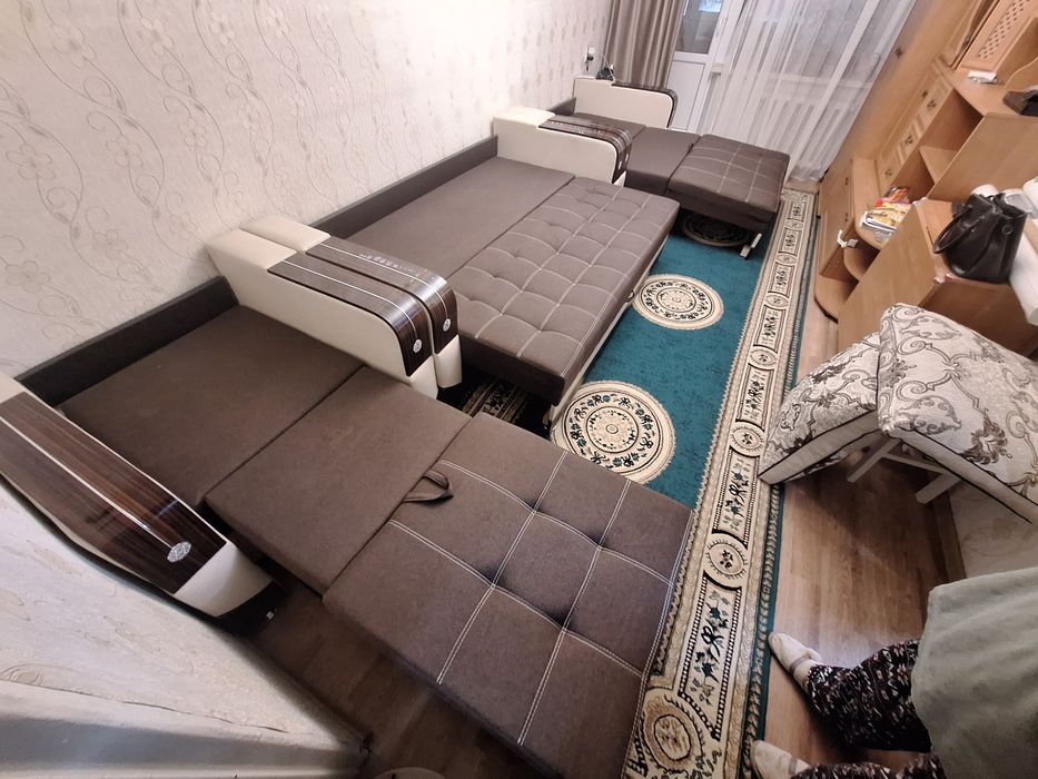 Диван, 2 кресло.