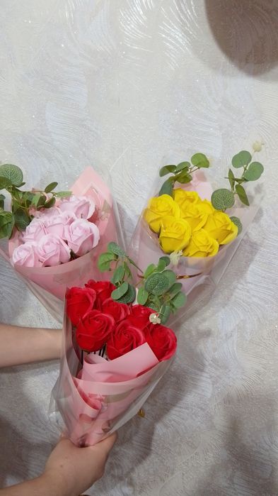 Букеты из мыльных роз