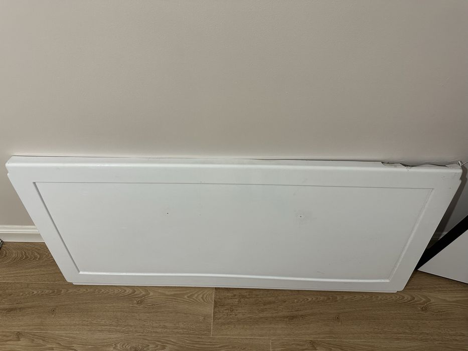 Экран для ванны.