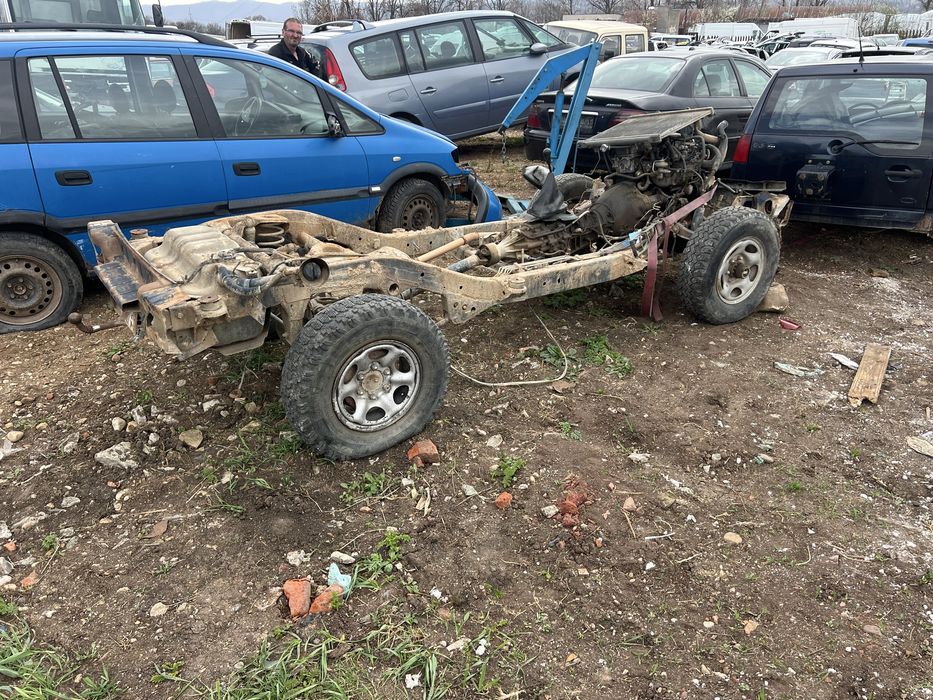 Ford Maverik 2.4i , Форд Маверик бензин На Части !!!