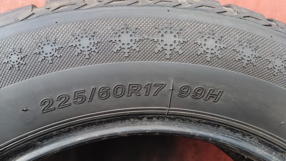 2бр. зимни гуми 225/60/17 Lassa 
dot22
6.7mm
