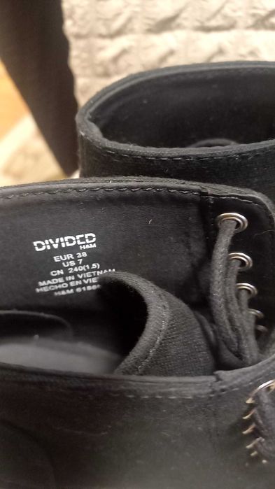 Дамскш боти с ток.