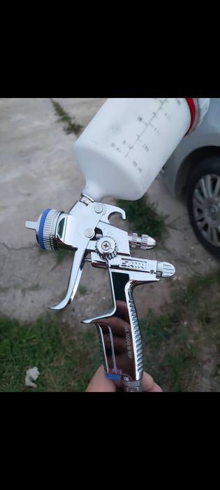 Pistol de vopsit Sata 3000 rp
