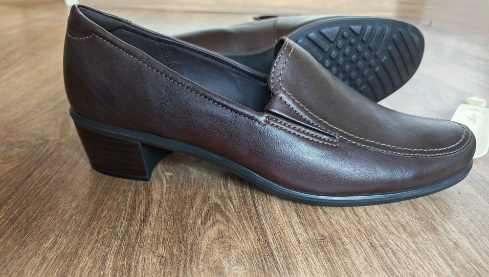 Обувки - естествен кожа - Ecco